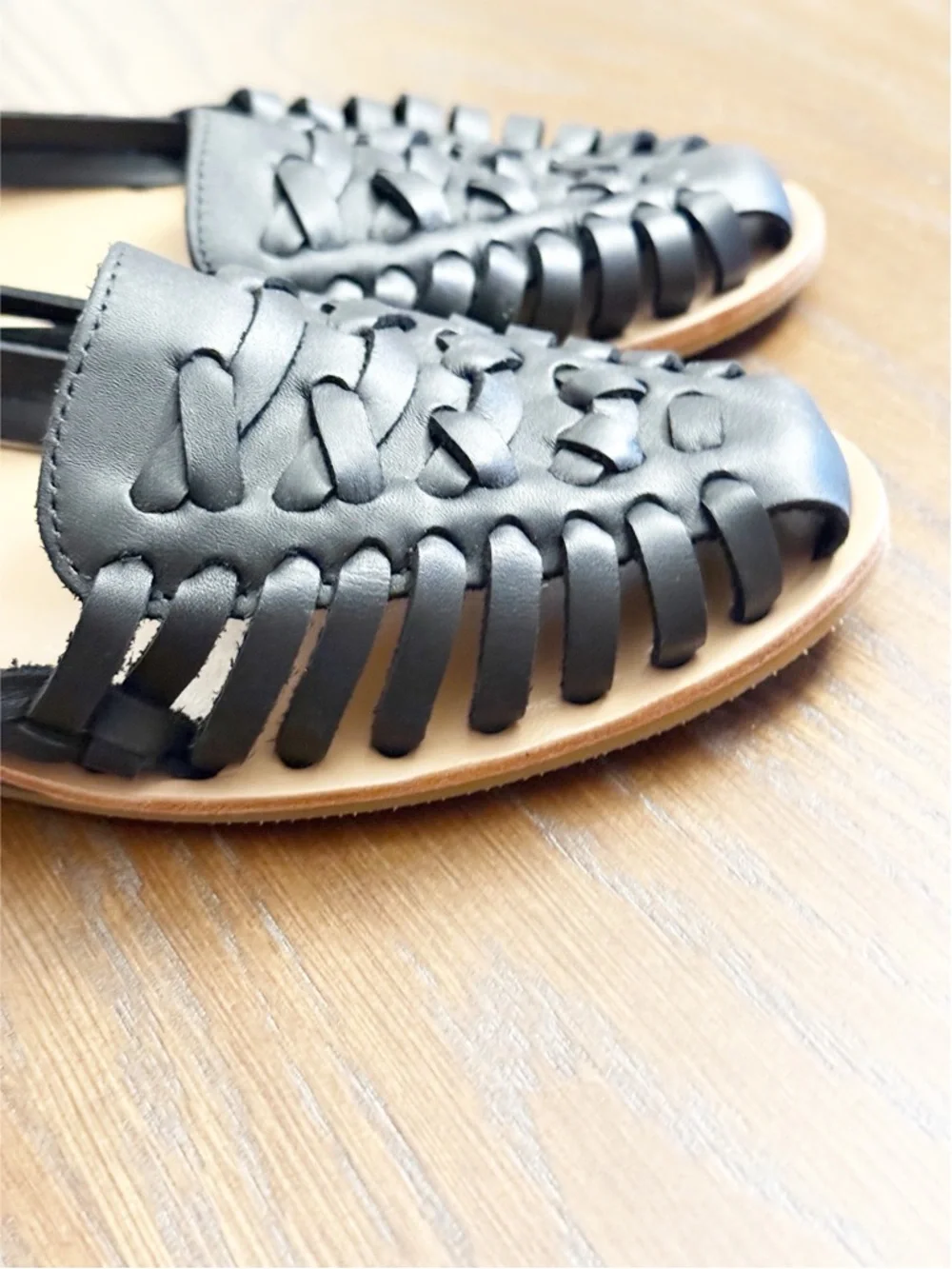 Nisolo Women's Huarache Leather Sandal Black 7.5 NWOT - Picture 8 of 12